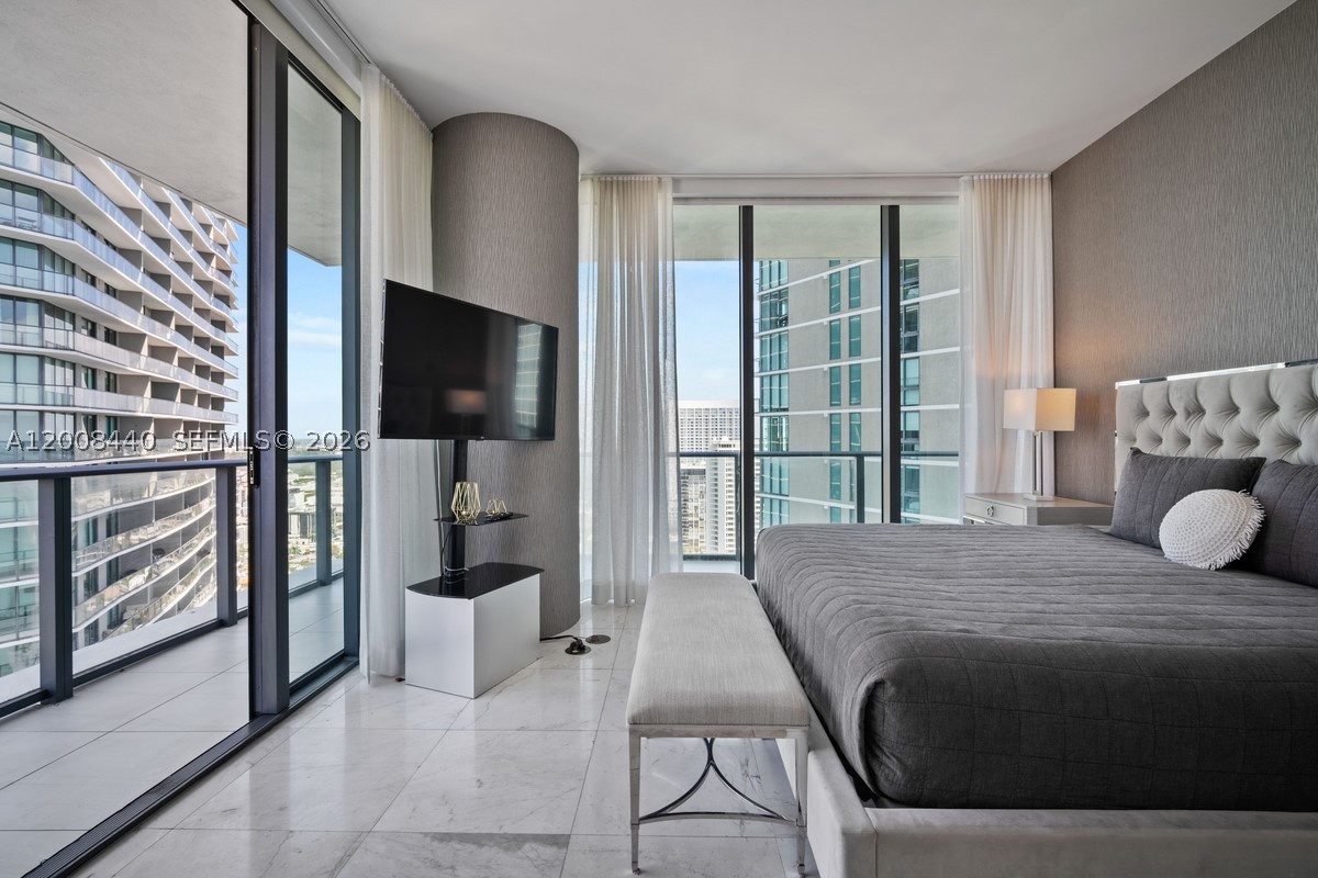 480 NE 31 #2707, Miami FL 33137