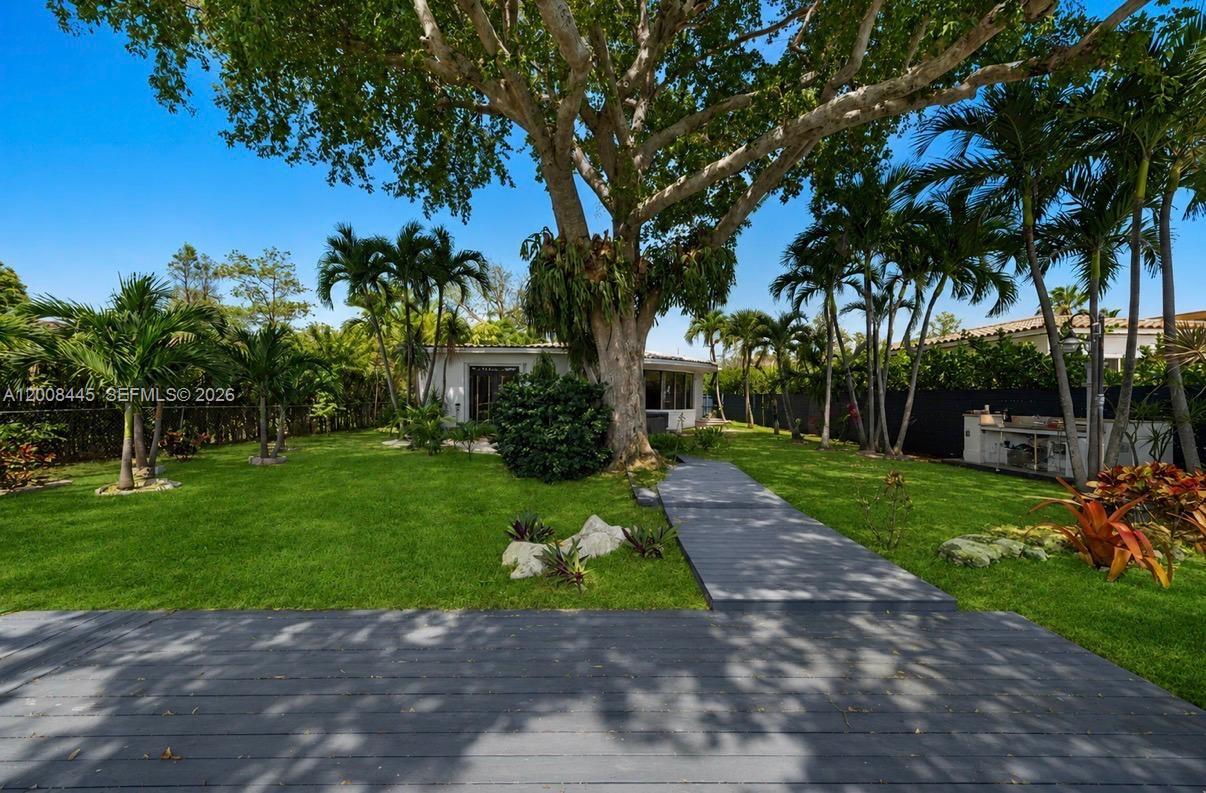 540 S Shore Dr, Miami Beach FL 33141