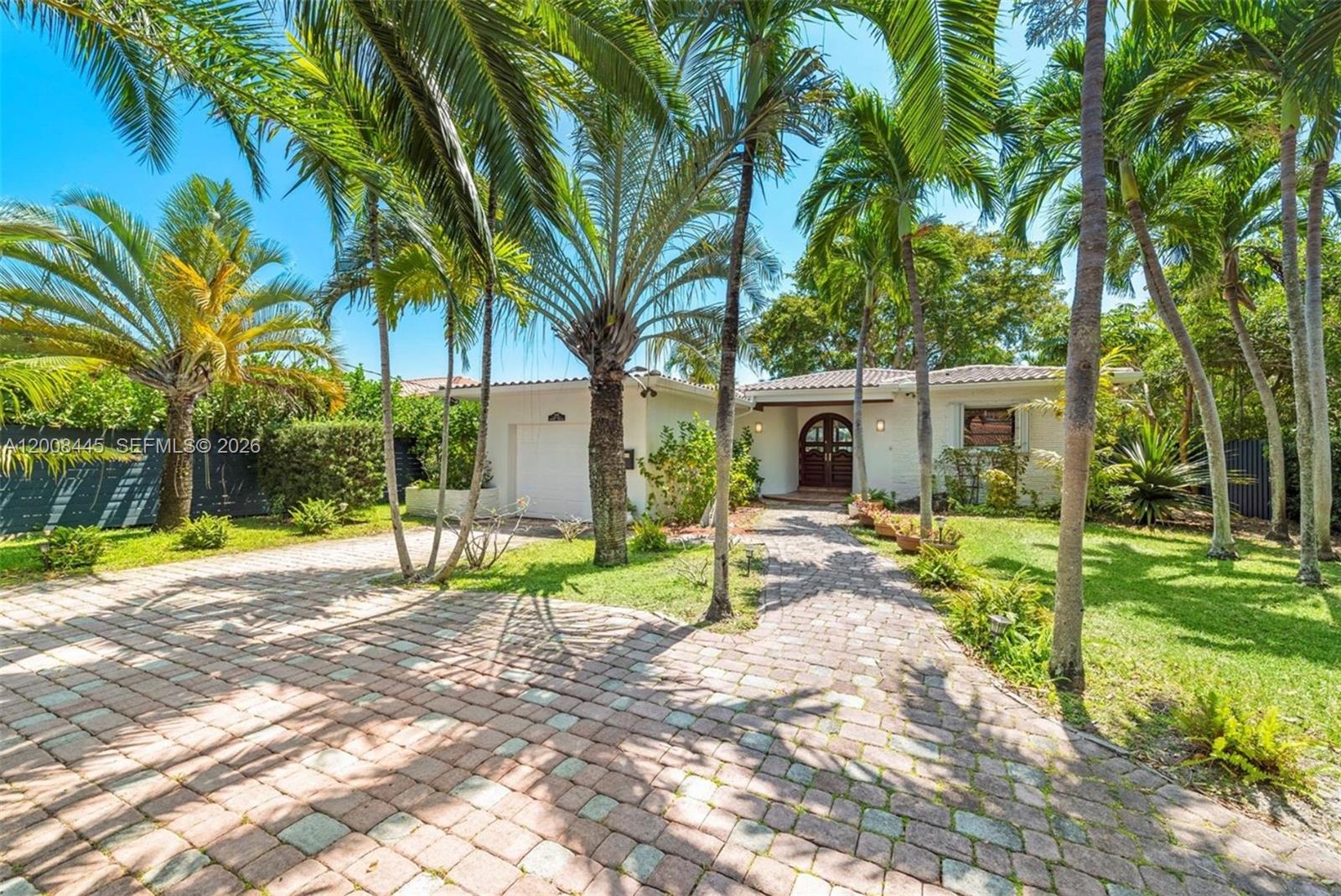 540 S Shore Dr, Miami Beach FL 33141