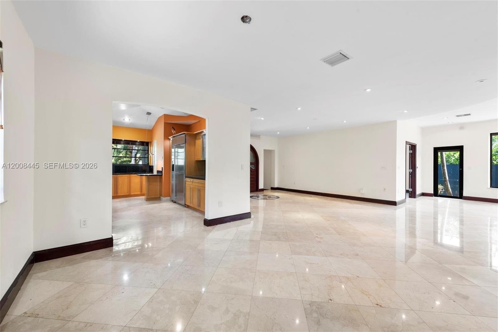 540 S Shore Dr, Miami Beach FL 33141