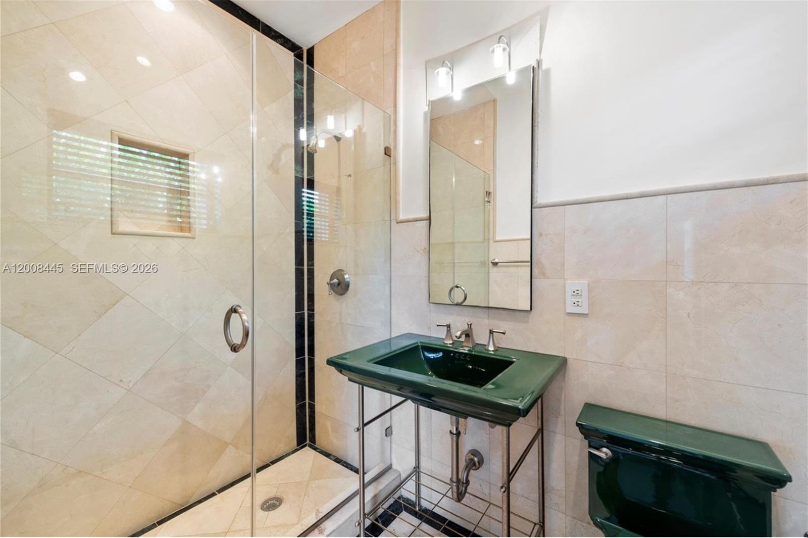 540 S Shore Dr, Miami Beach FL 33141
