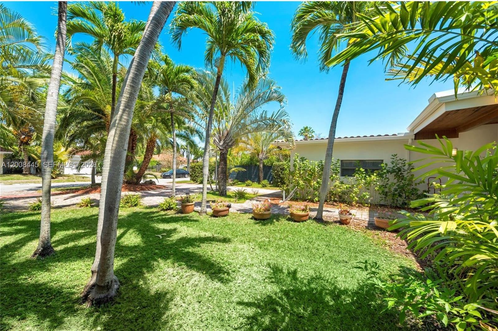 540 S Shore Dr, Miami Beach FL 33141