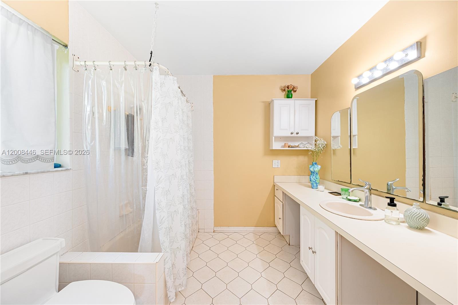 14590 SW 84th Ct, Palmetto Bay FL 33158