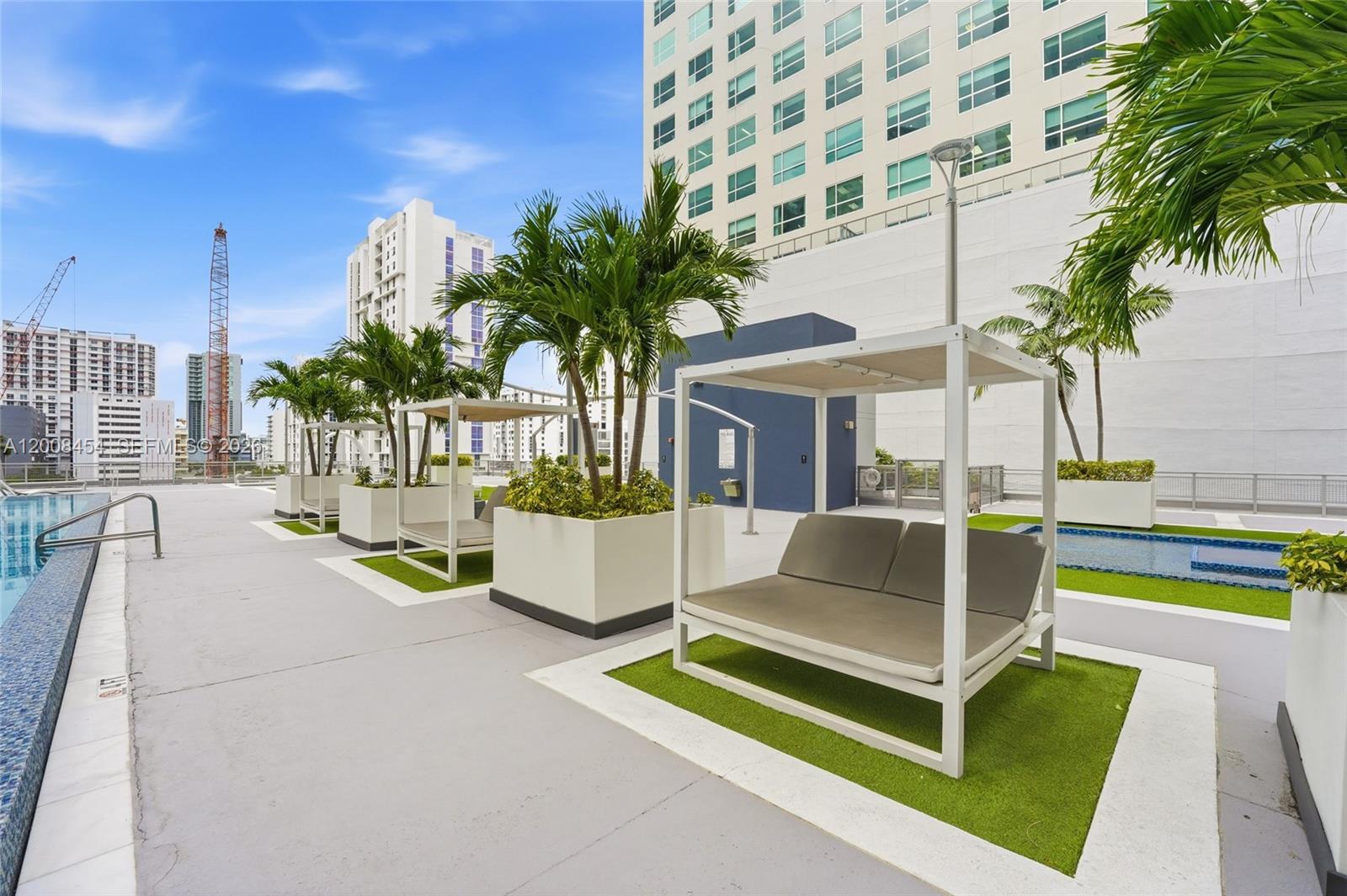 690 SW 1st Ct #1912, Miami FL 33130