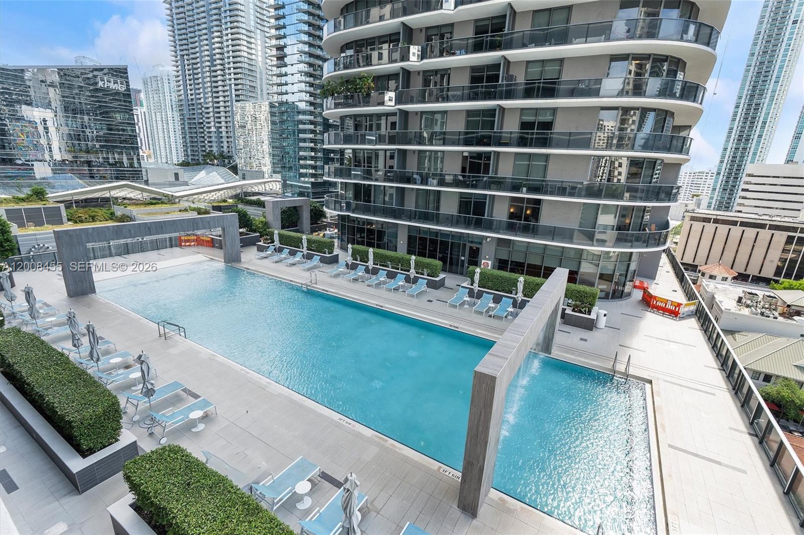 55 SW 9th St #1103, Miami FL 33130