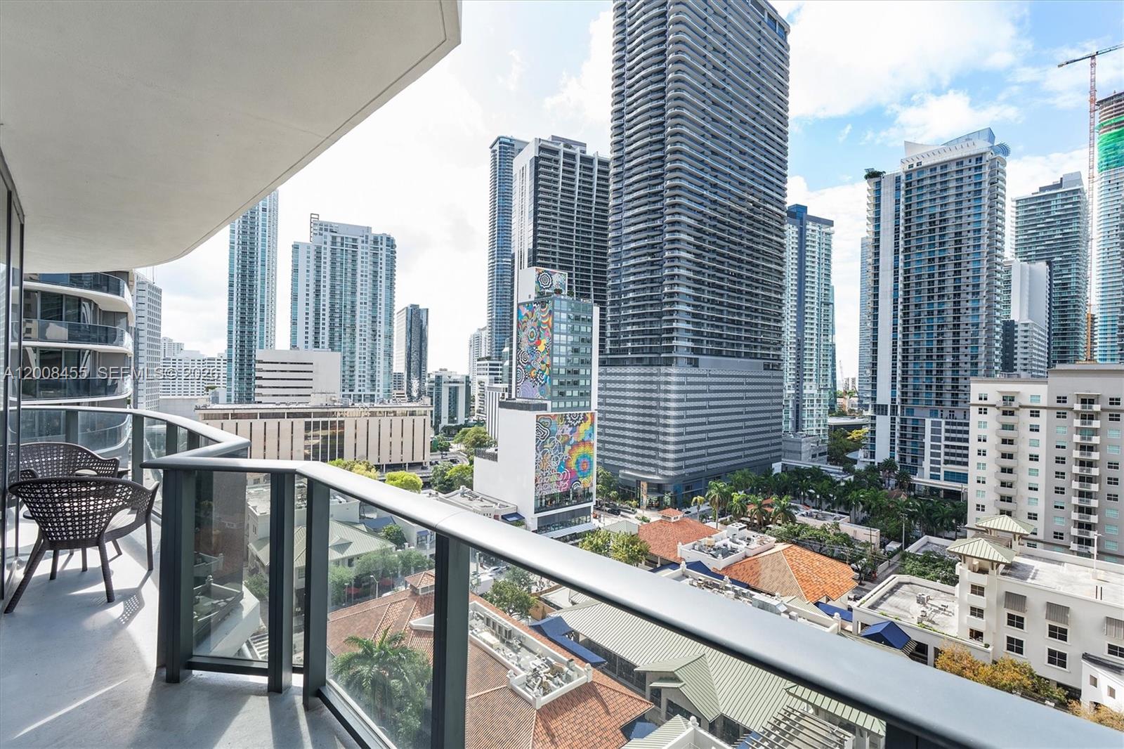 55 SW 9th St #1103, Miami FL 33130