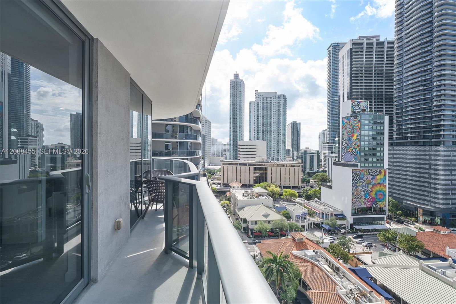 55 SW 9th St #1103, Miami FL 33130