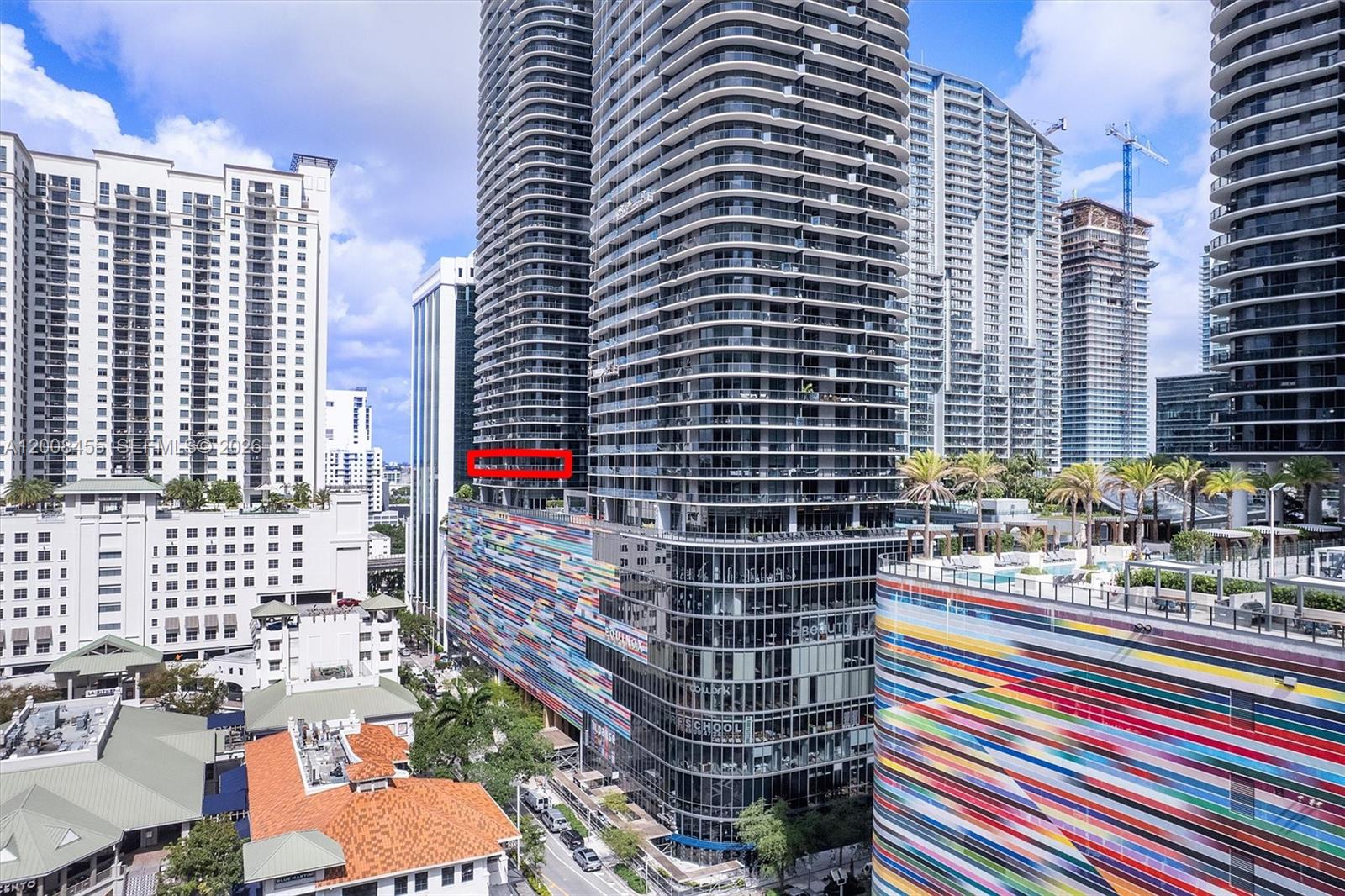 55 SW 9th St #1103, Miami FL 33130