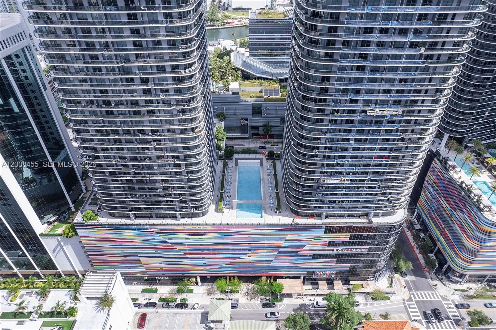 55 SW 9th St #1103, Miami FL 33130