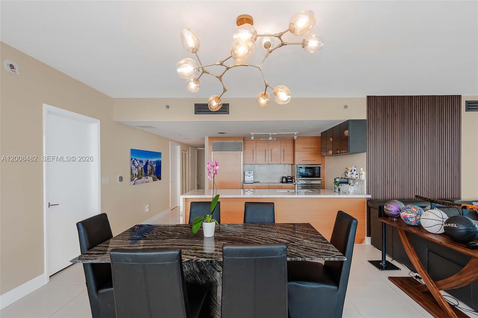 465 Brickell Ave #5101, Miami FL 33131