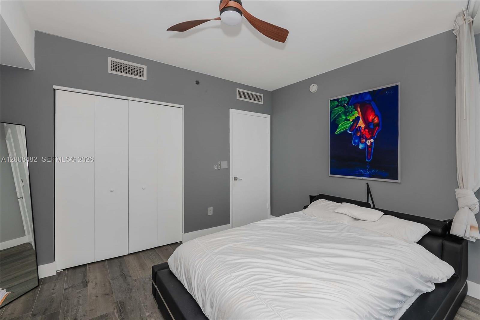 465 Brickell Ave #5101, Miami FL 33131