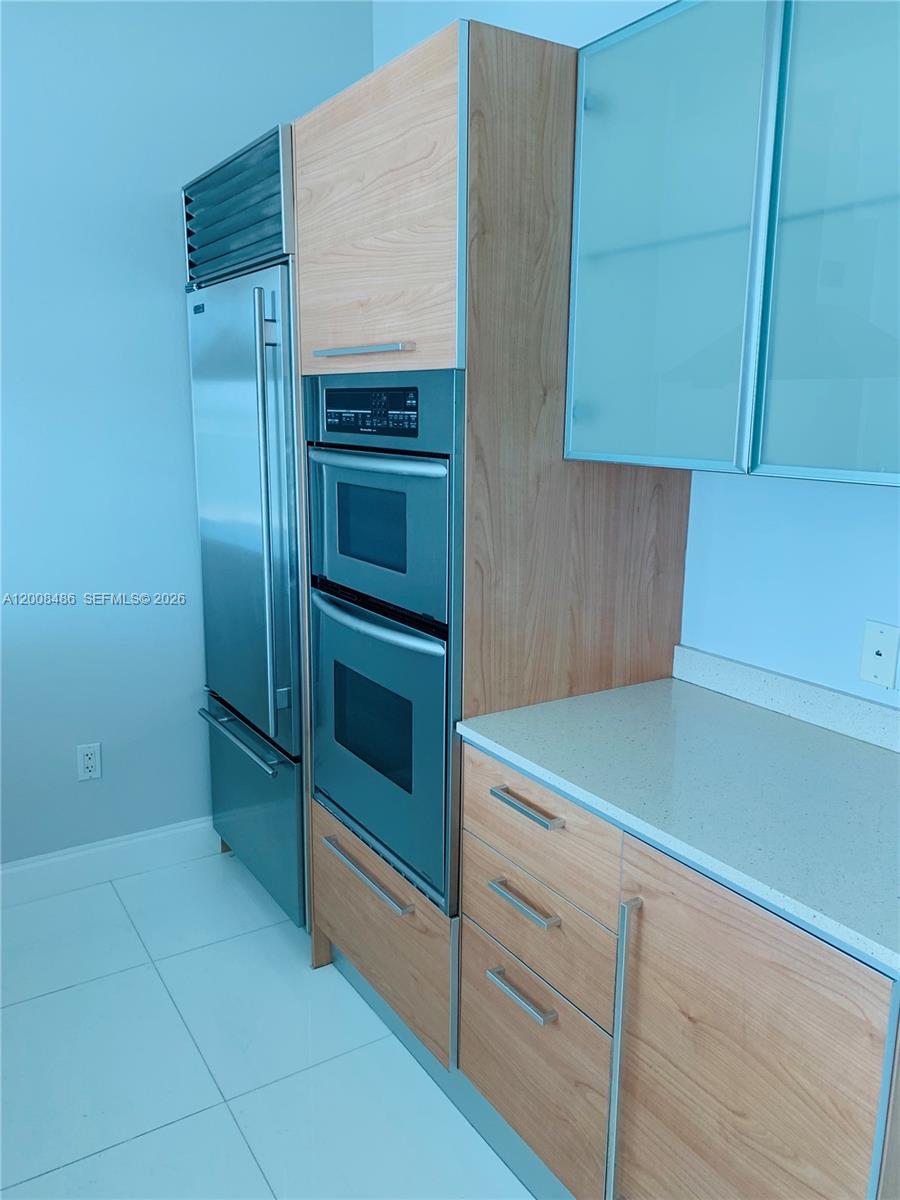 218 SE 14th St #TS207, Miami FL 33131