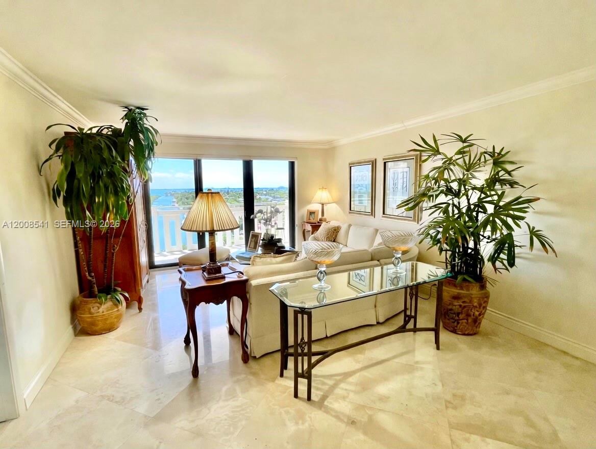 1121 Crandon Blvd #D903, Key Biscayne FL 33149