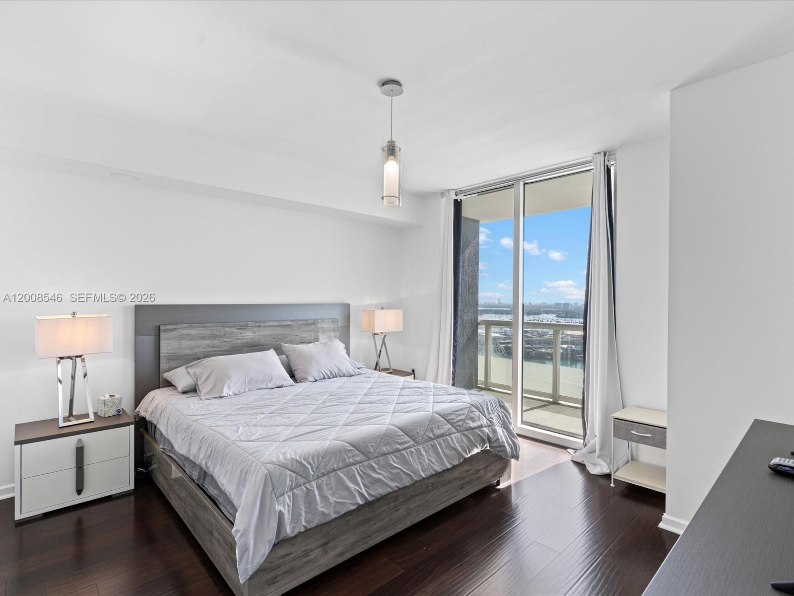 50 Biscayne Blvd #3308, Miami FL 33132