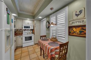 3050 NE 48th Ct #405, Lighthouse Point FL 33064