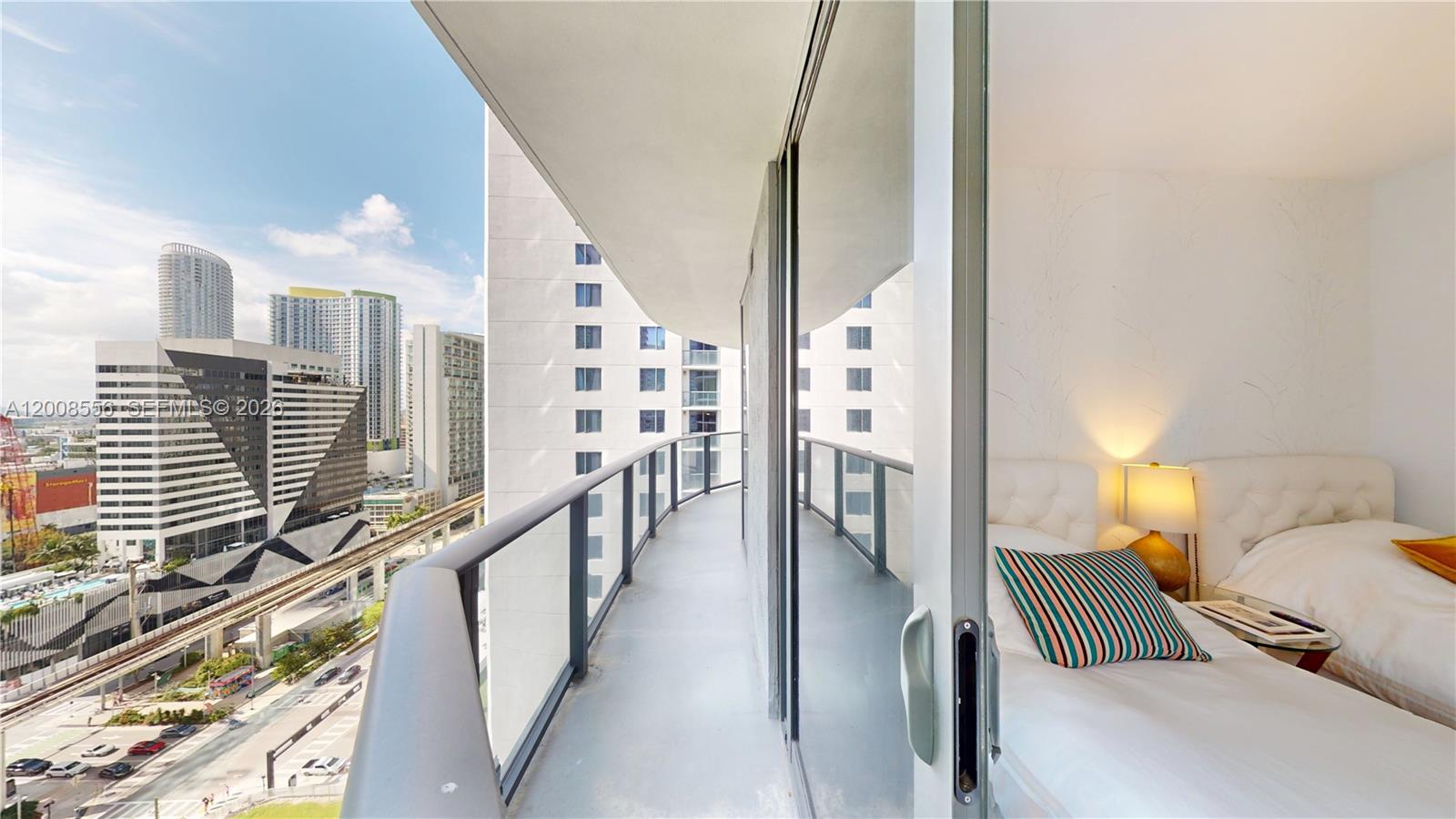 55 SW 9th St #1808, Miami FL 33130