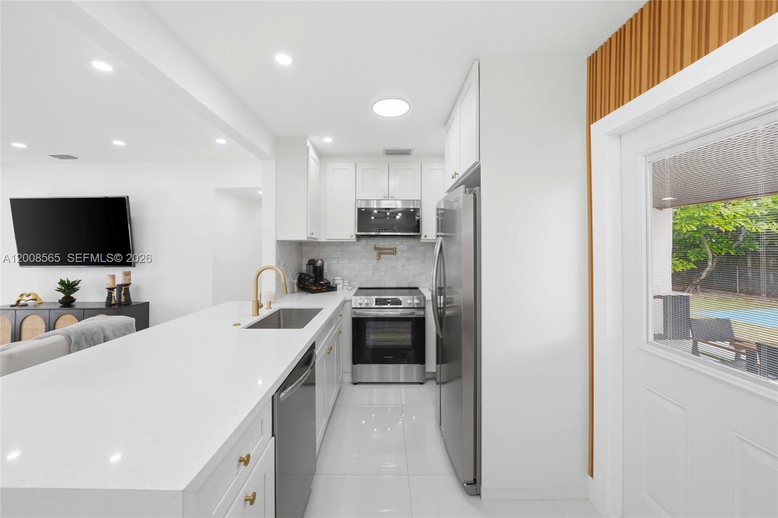 10860 SW 40th Ter, Miami FL 33165