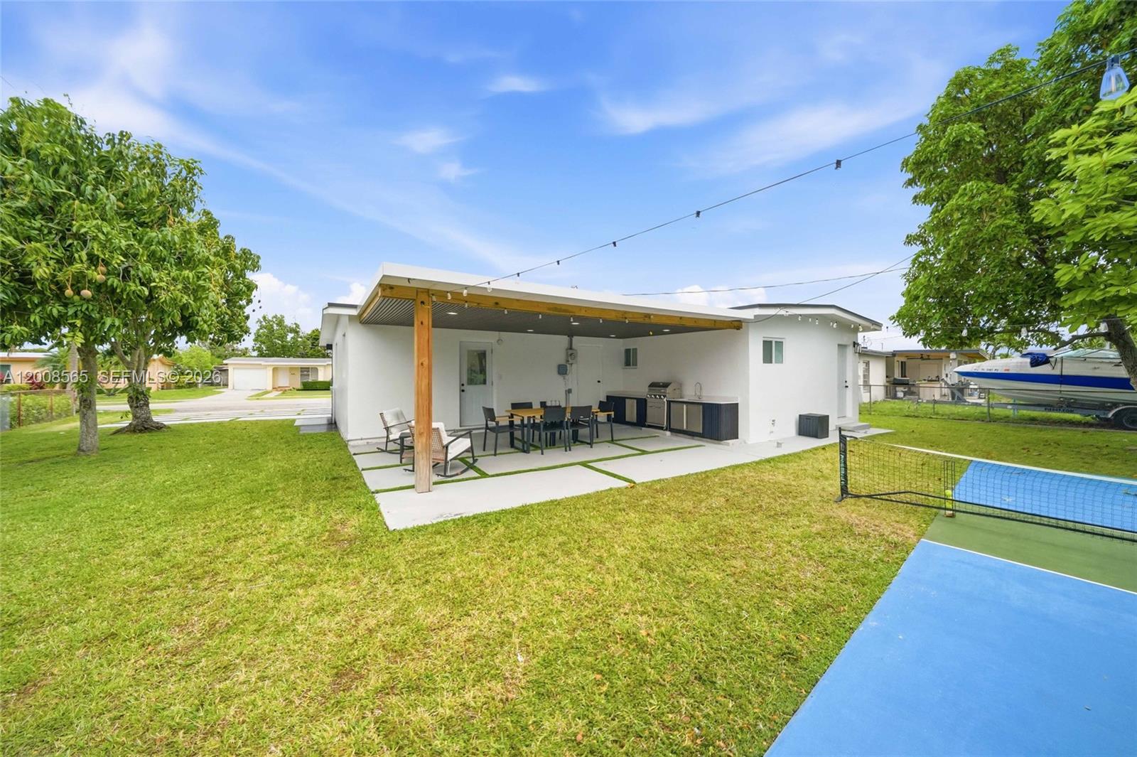 10860 SW 40th Ter, Miami FL 33165