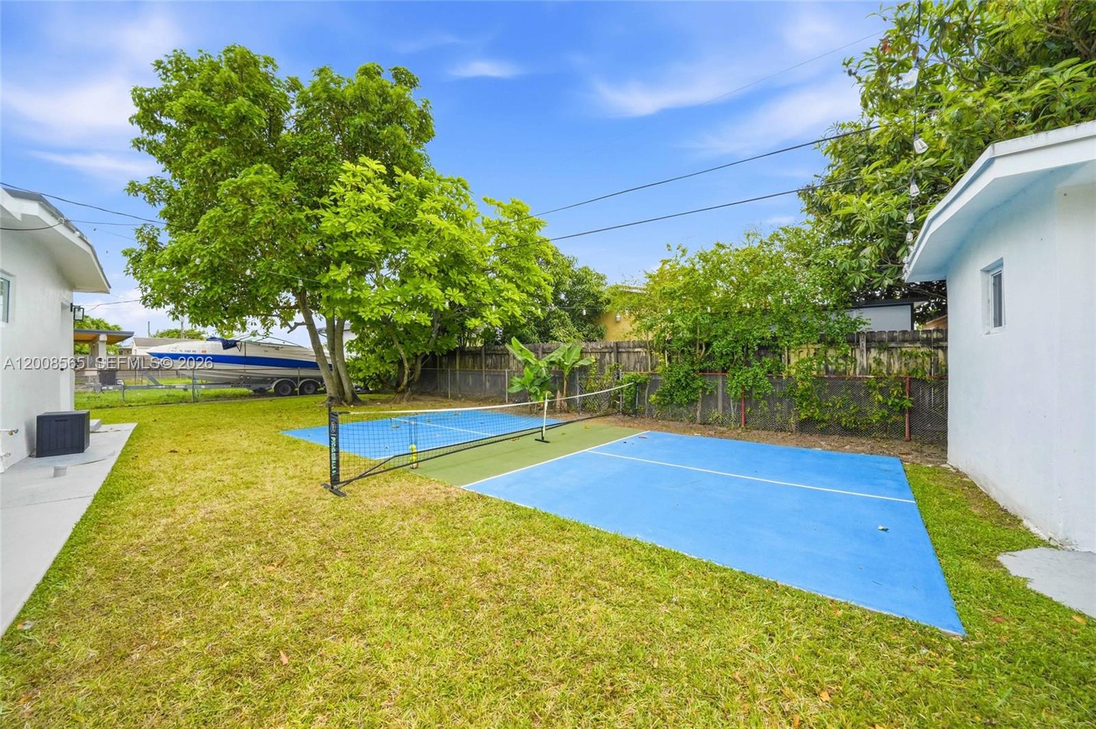 10860 SW 40th Ter, Miami FL 33165