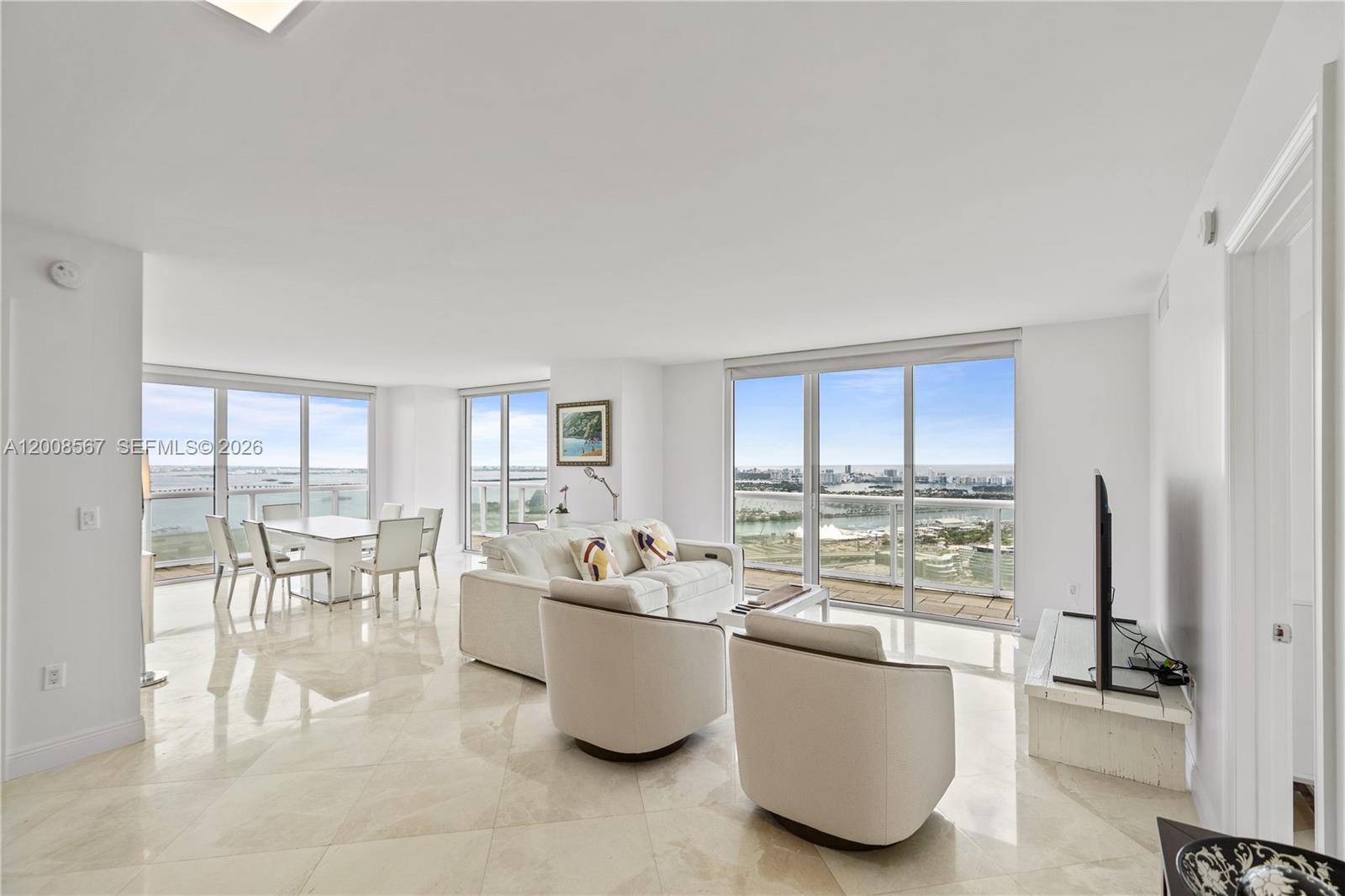 50 Biscayne Blvd #5402, Miami FL 33132
