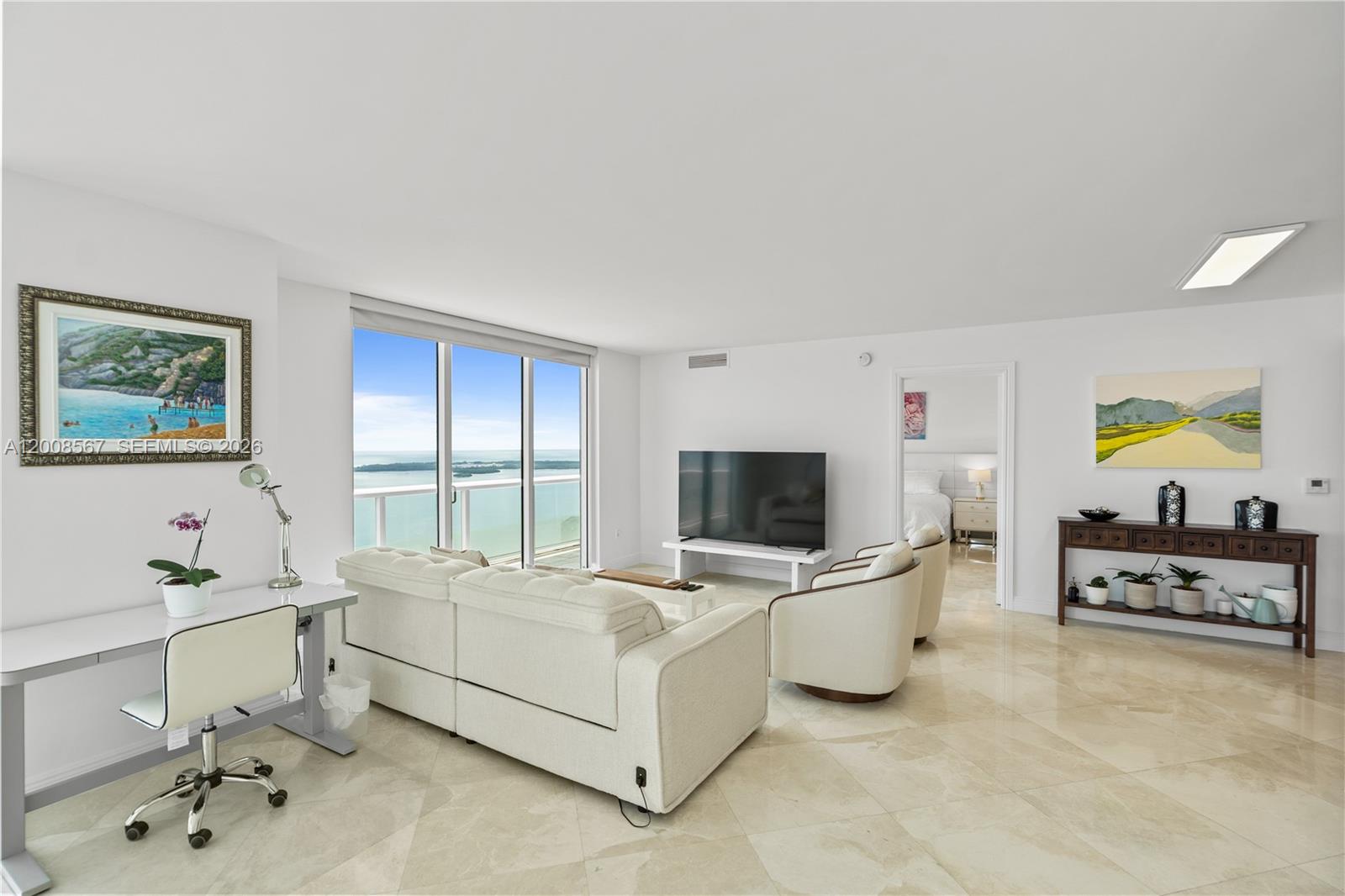 50 Biscayne Blvd #5402, Miami FL 33132