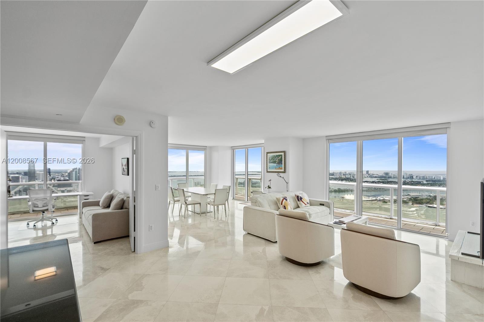 50 Biscayne Blvd #5402, Miami FL 33132