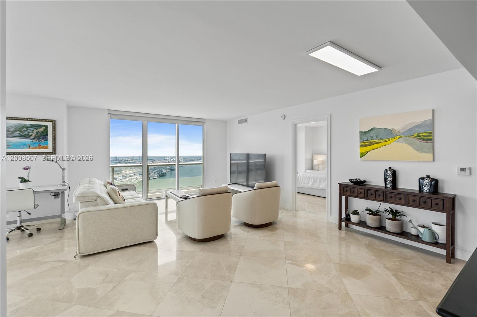 50 Biscayne Blvd #5402, Miami FL 33132
