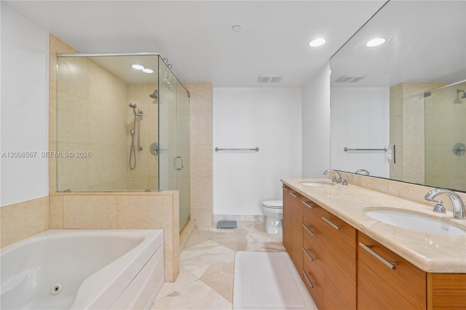 50 Biscayne Blvd #5402, Miami FL 33132