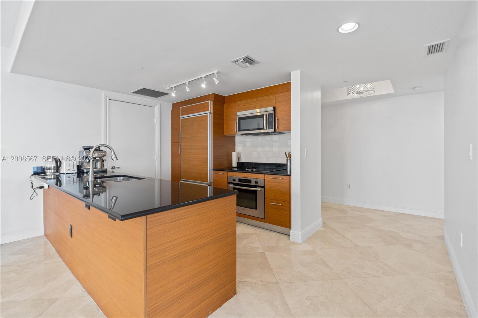50 Biscayne Blvd #5402, Miami FL 33132