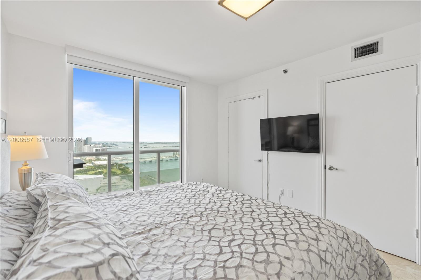 50 Biscayne Blvd #5402, Miami FL 33132