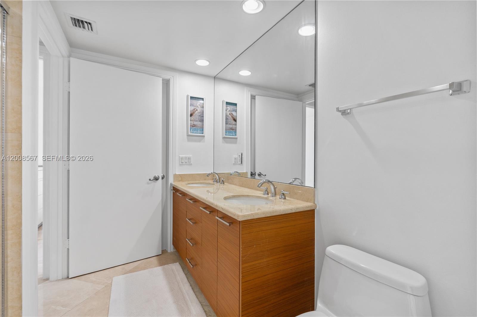 50 Biscayne Blvd #5402, Miami FL 33132