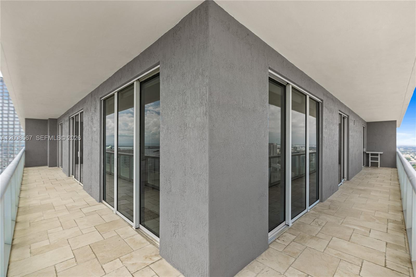 50 Biscayne Blvd #5402, Miami FL 33132