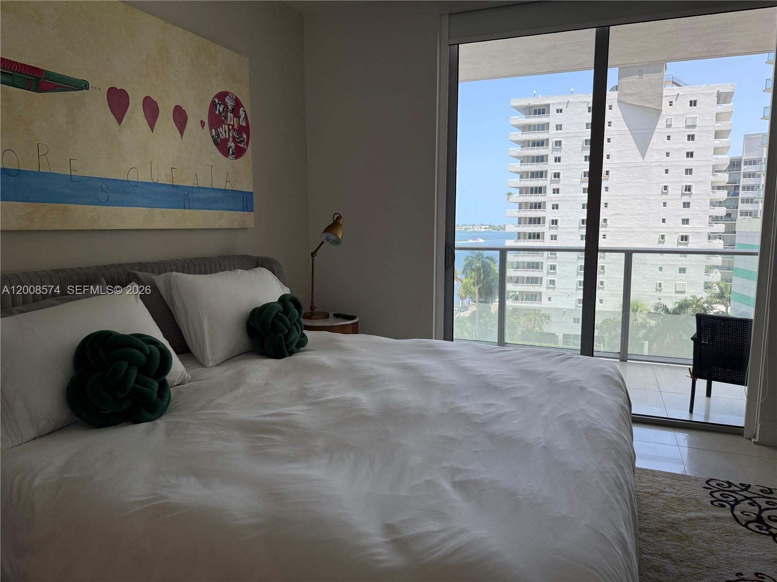 1300 Brickell Bay Dr #807, Miami FL 33131