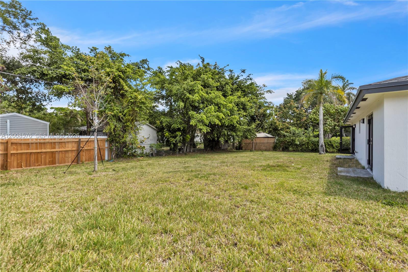 152 NW 18 St, Homestead FL 33030