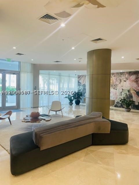 10275 Collins Ave #327, Bal Harbour FL 33154