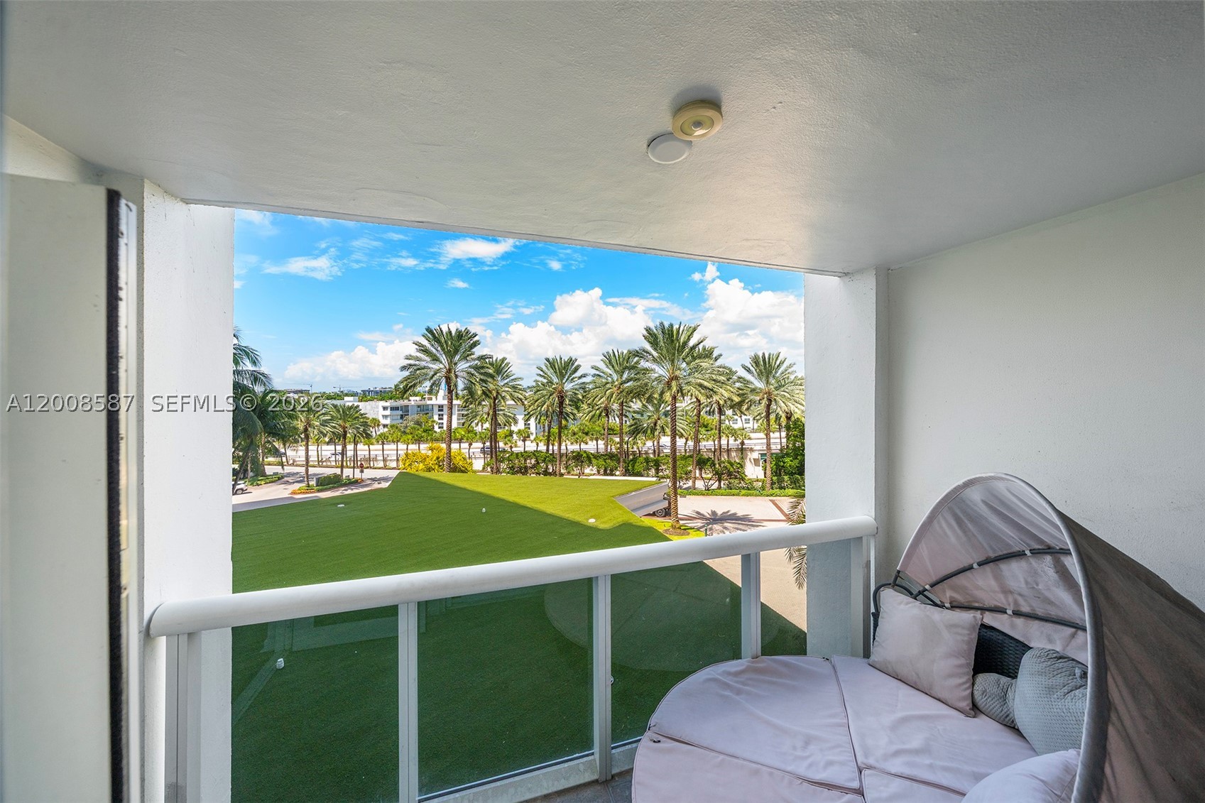 10275 Collins Ave #327, Bal Harbour FL 33154
