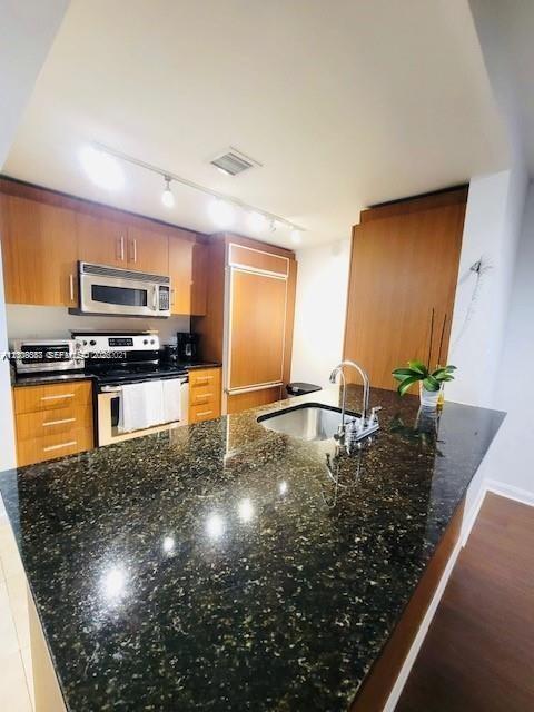 10275 Collins Ave #327, Bal Harbour FL 33154