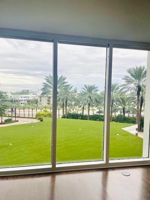 10275 Collins Ave #327, Bal Harbour FL 33154