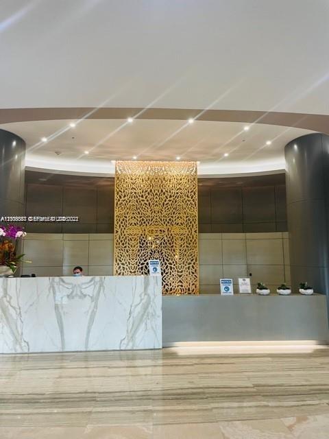 10275 Collins Ave #327, Bal Harbour FL 33154