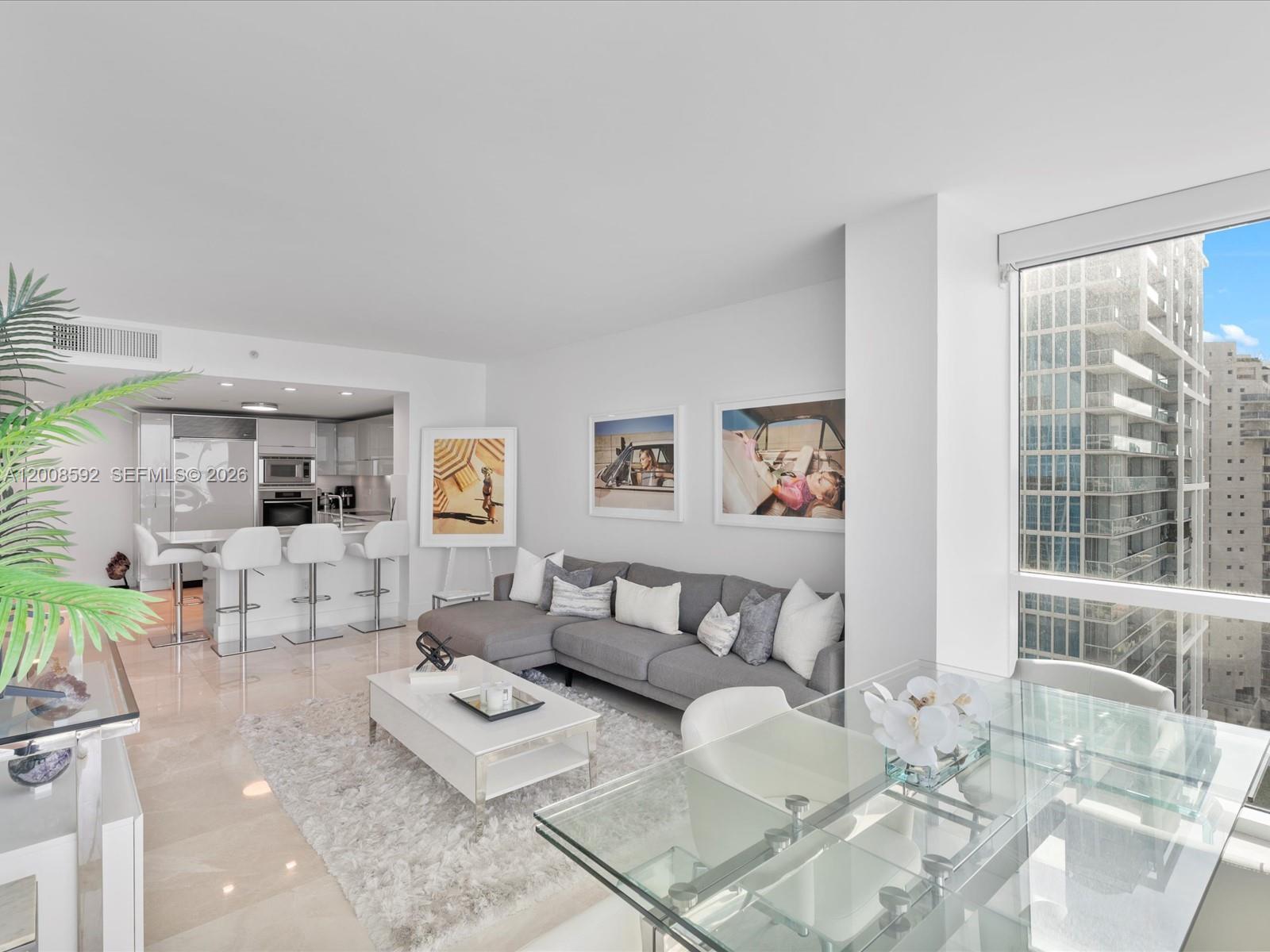 6801 Collins Ave #1402 Door 1412 L, Miami Beach FL 33141