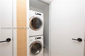 6801 Collins Ave #1402 Door 1412 L, Miami Beach FL 33141