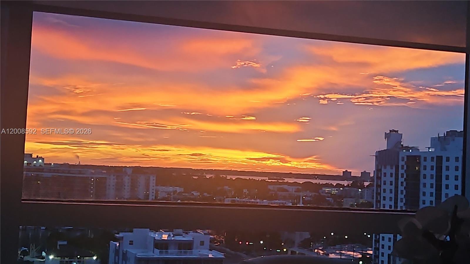 6801 Collins Ave #1402 Door 1412 L, Miami Beach FL 33141