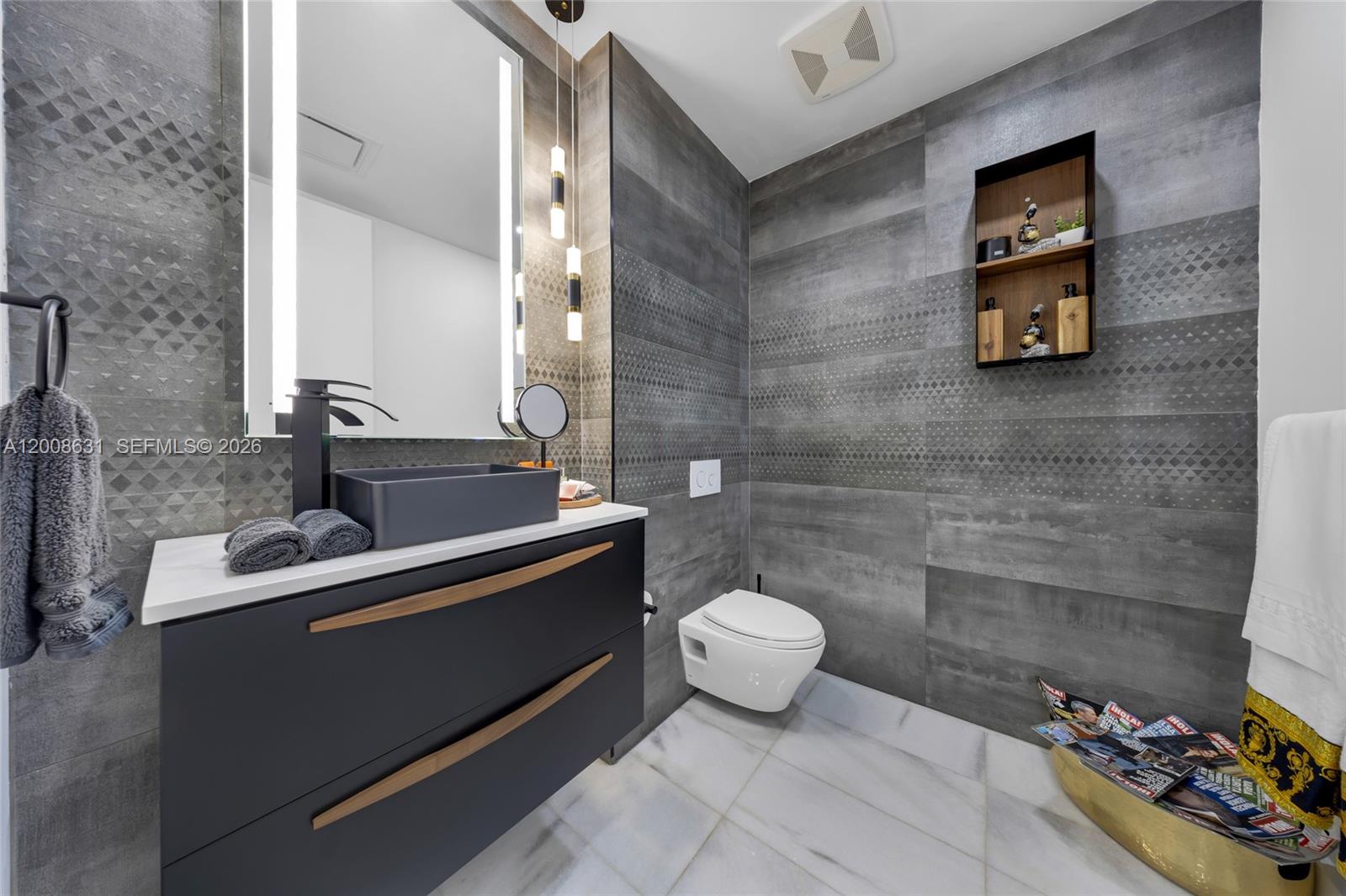 700 NE 26th Ter #2202, Miami FL 33137