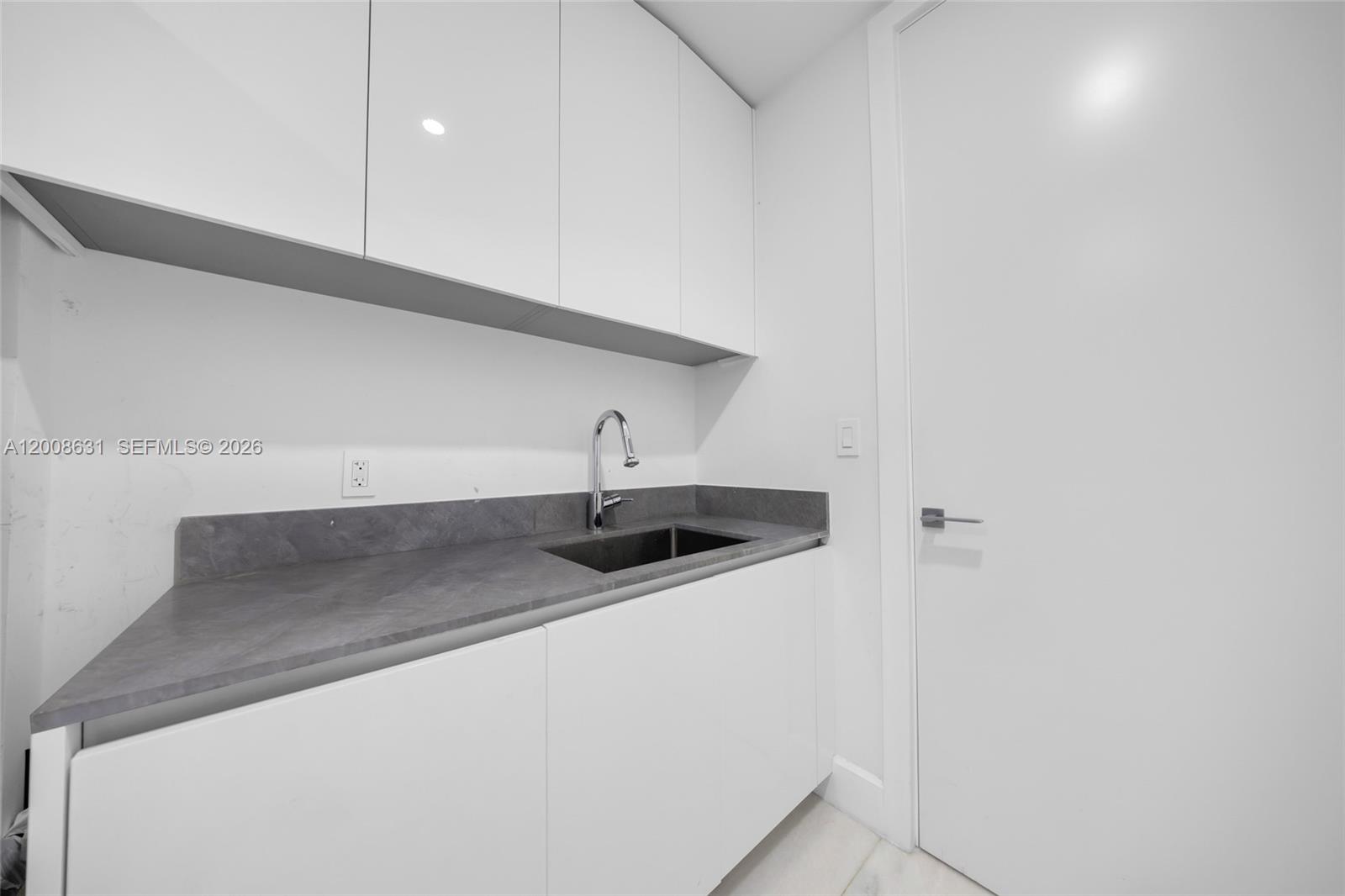 700 NE 26th Ter #2202, Miami FL 33137