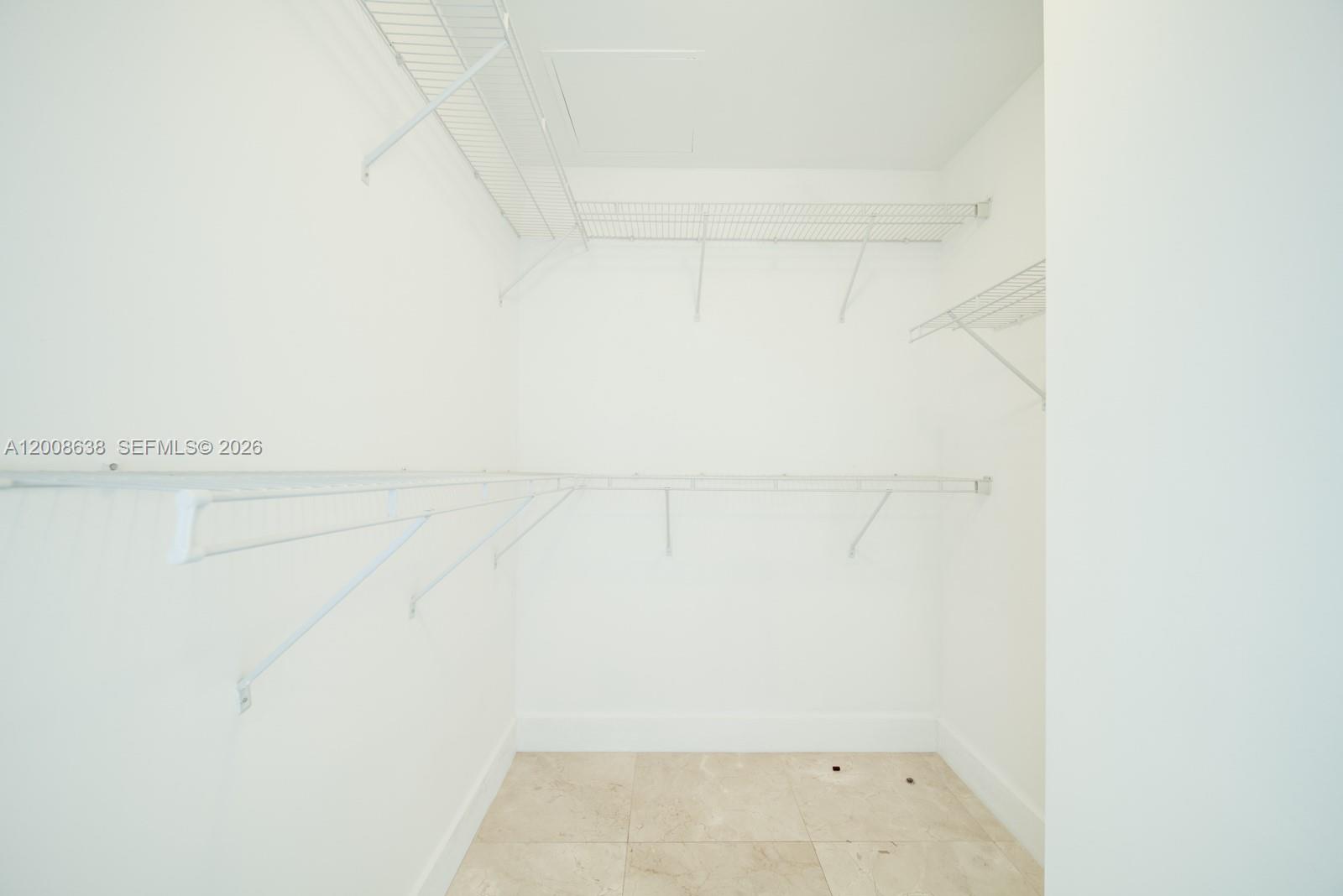 950 Brickell Bay Dr #4805, Miami FL 33131