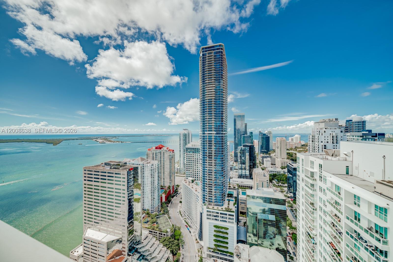 950 Brickell Bay Dr #4805, Miami FL 33131
