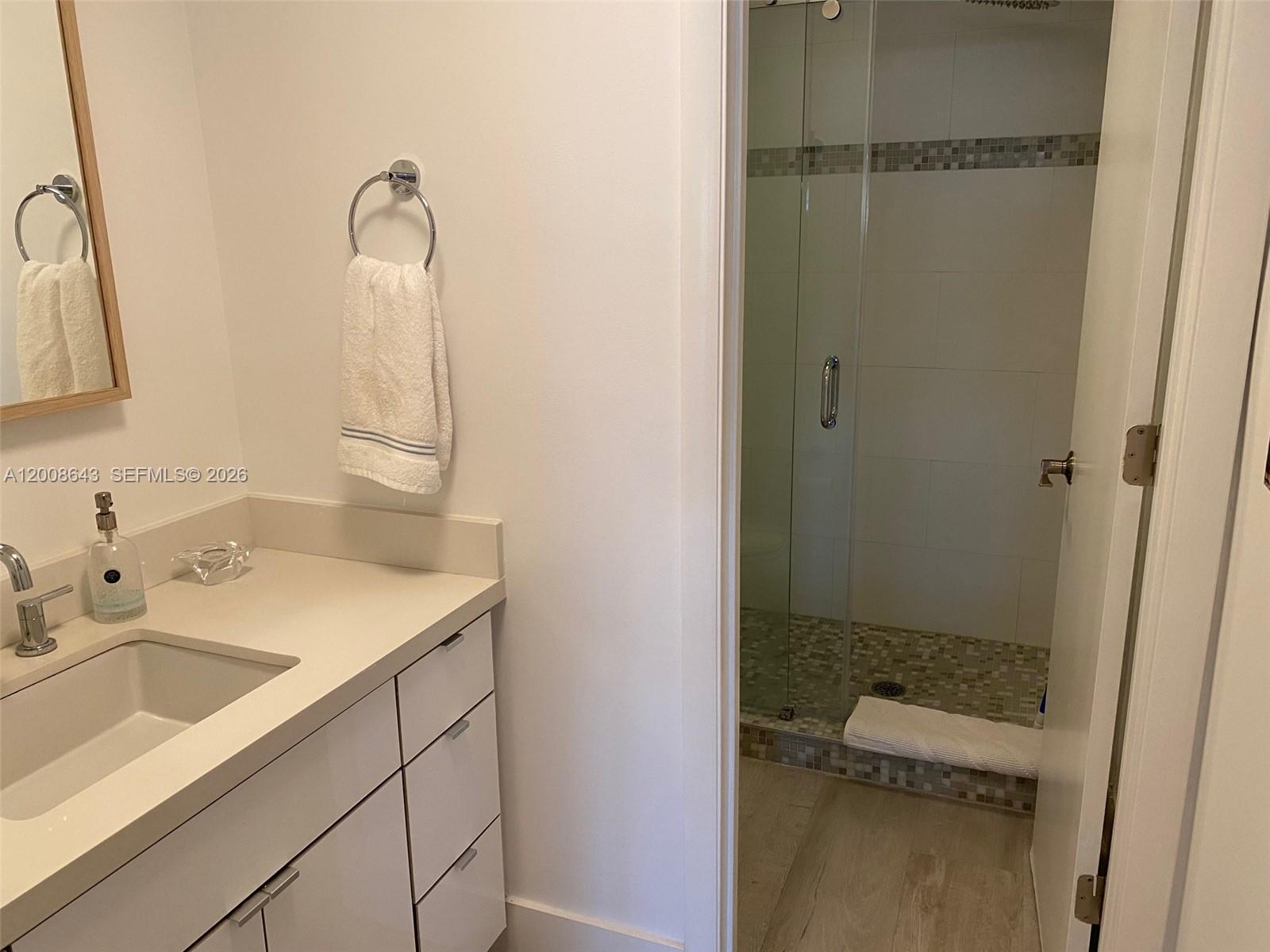 881 Ocean Dr #TH12, Key Biscayne FL 33149