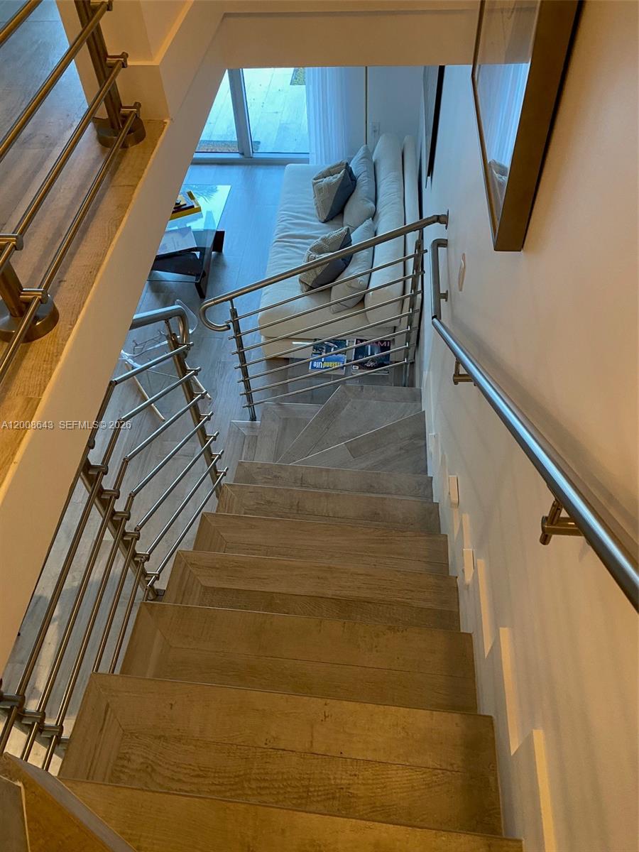 881 Ocean Dr #TH12, Key Biscayne FL 33149