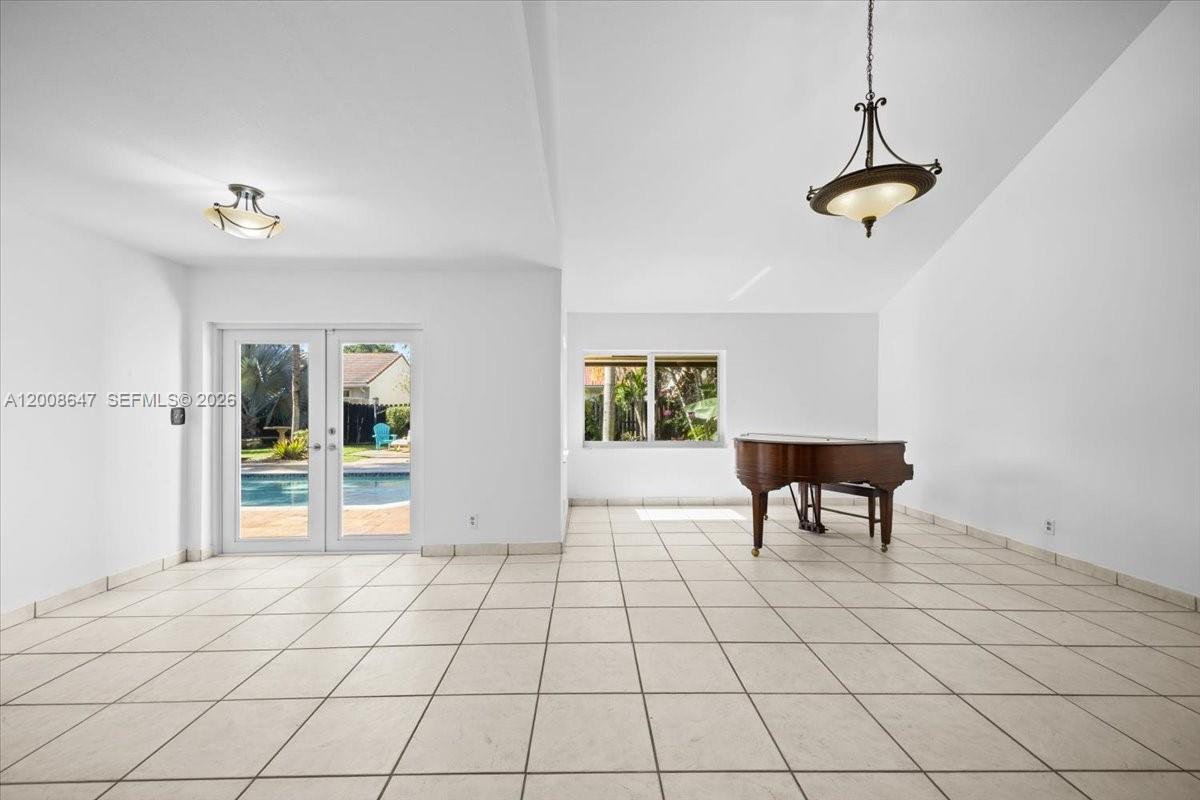 2560 Bass Way #2560, Cooper City FL 33026