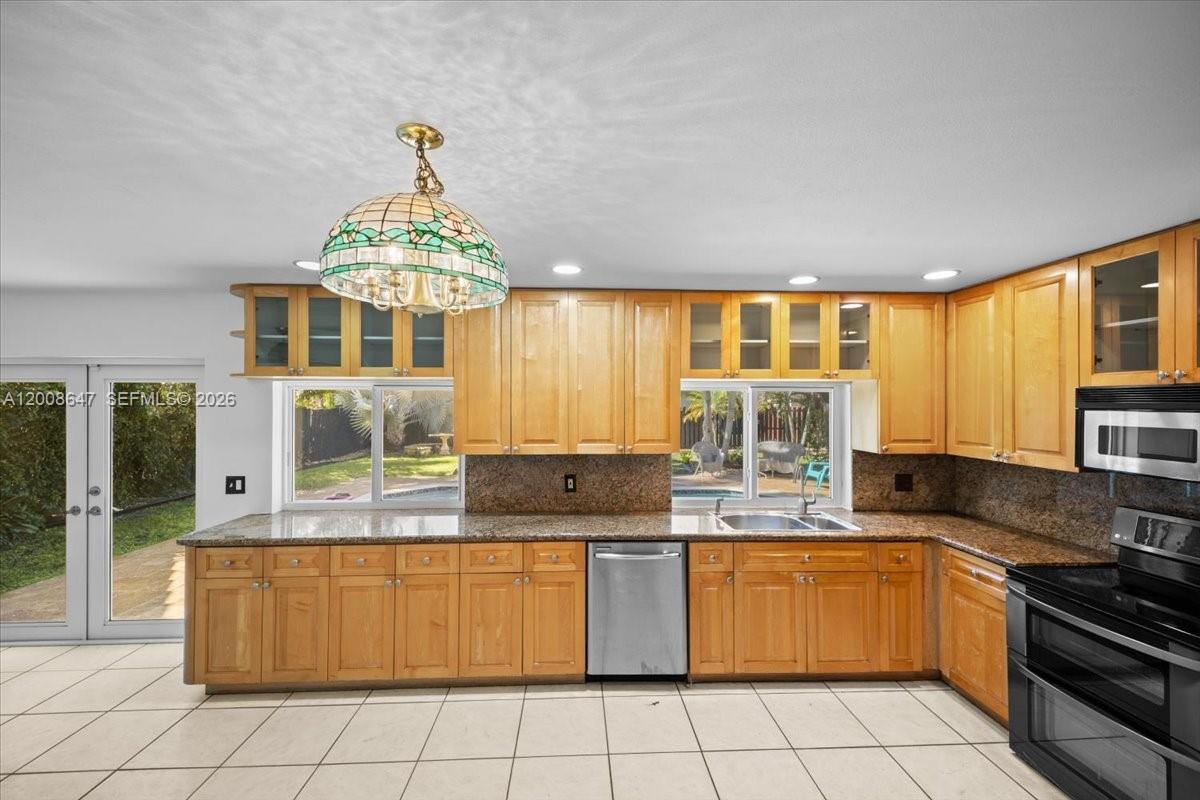 2560 Bass Way #2560, Cooper City FL 33026
